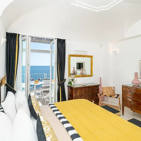 Pietra Santa 4*