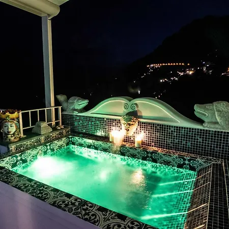 Pietra Santa Pensjonat 4*